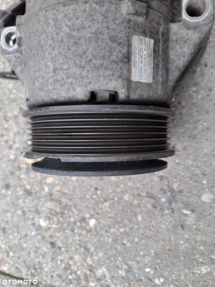 Toyota Yaris II P9 2005-2011r. 1.0 VVT-i kompresor klimatyzacji Denso 5SER09C 447260-2330 - 3
