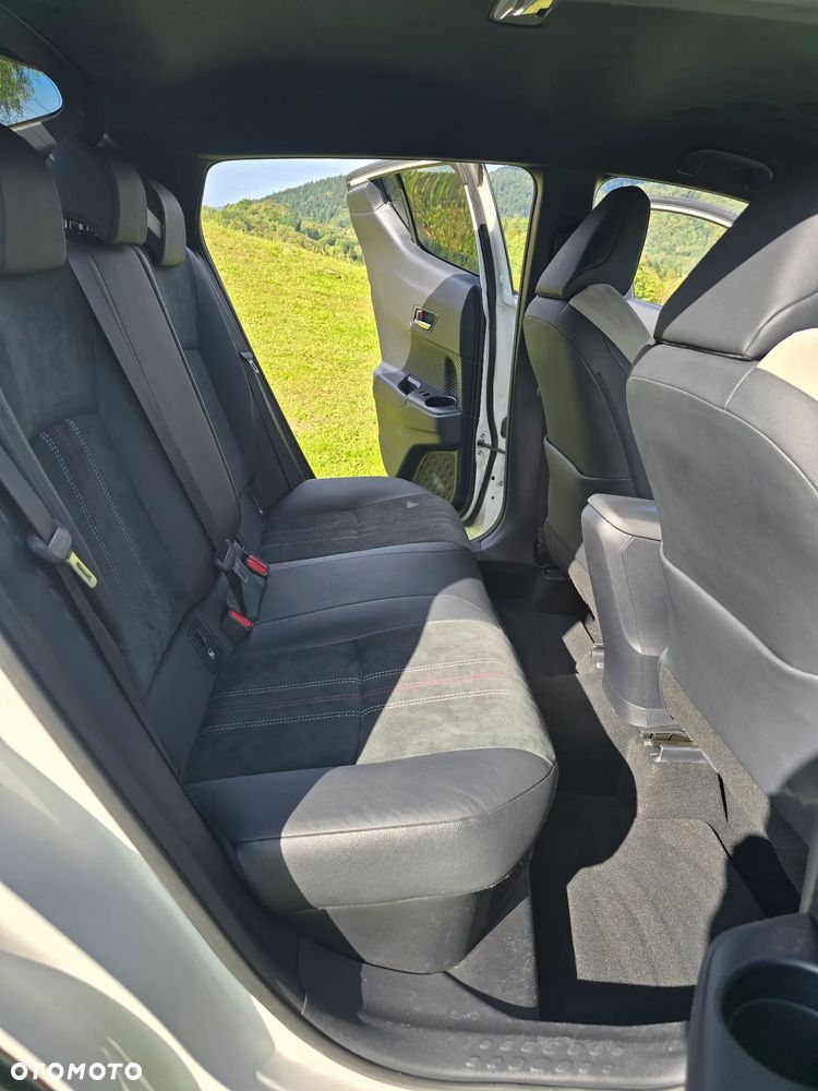 Toyota C-HR 2.0 Hybrid GR Sport - 14