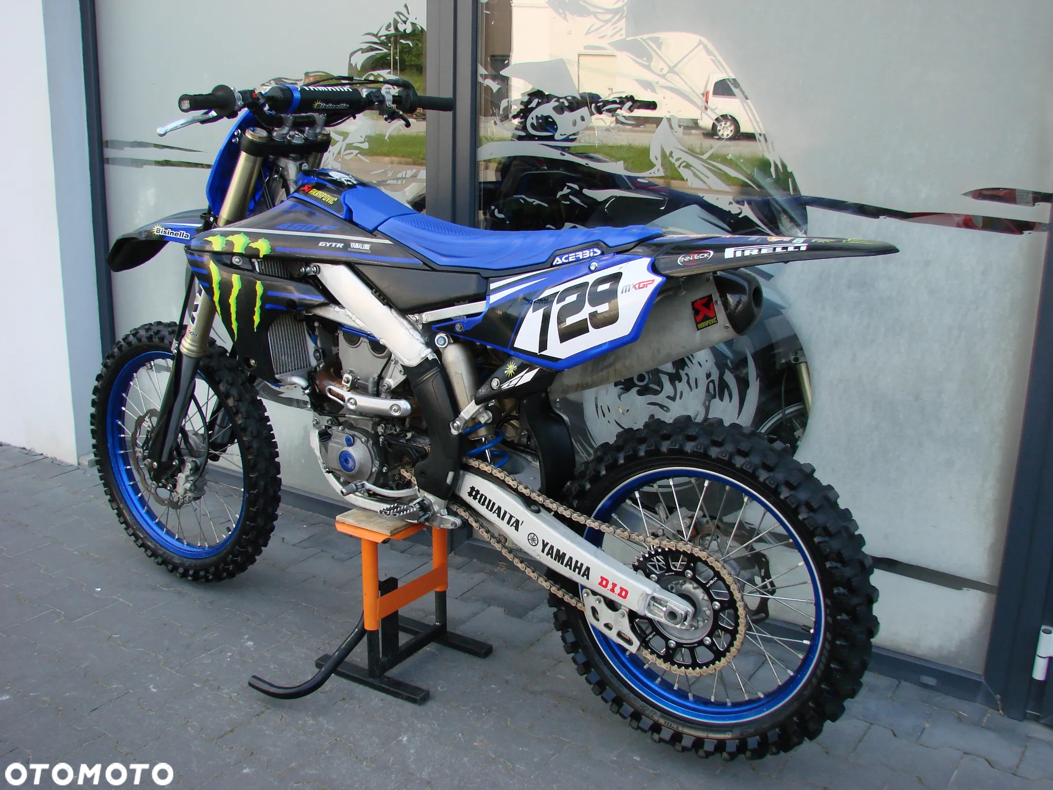 Yamaha YZF - 5