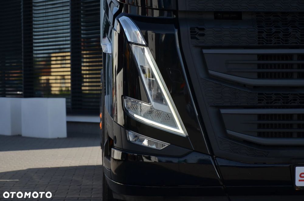 Volvo FH 500 NEW / EURO 6 / 2023r. / KLIMA P. / FULL LED / ACC / WAGA / NAVI / KAMERA / DE / 8707 - 7