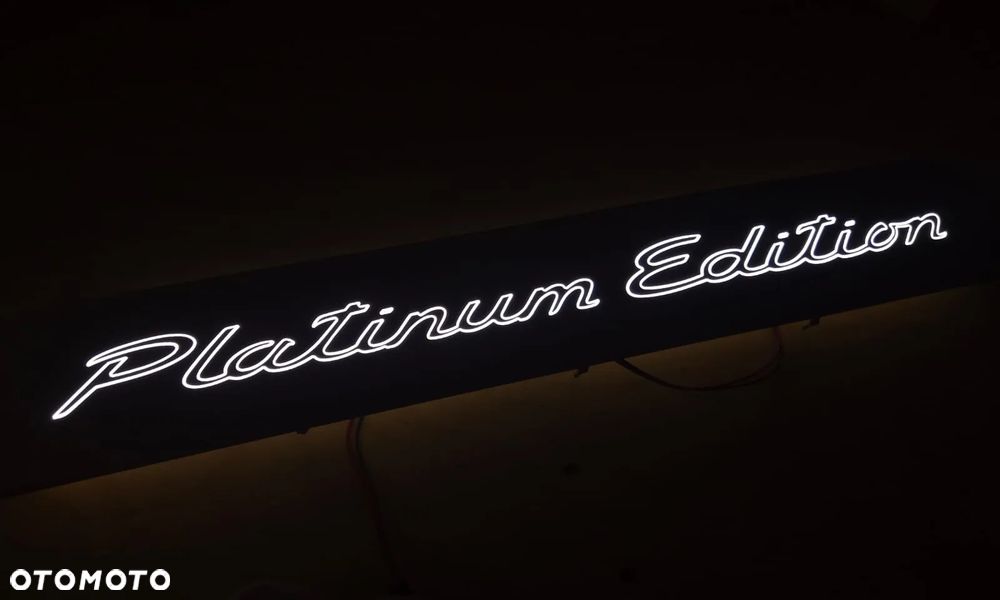 Emblemat lampa Platinum Edition Porsche panamera 971 971853467CD - 2