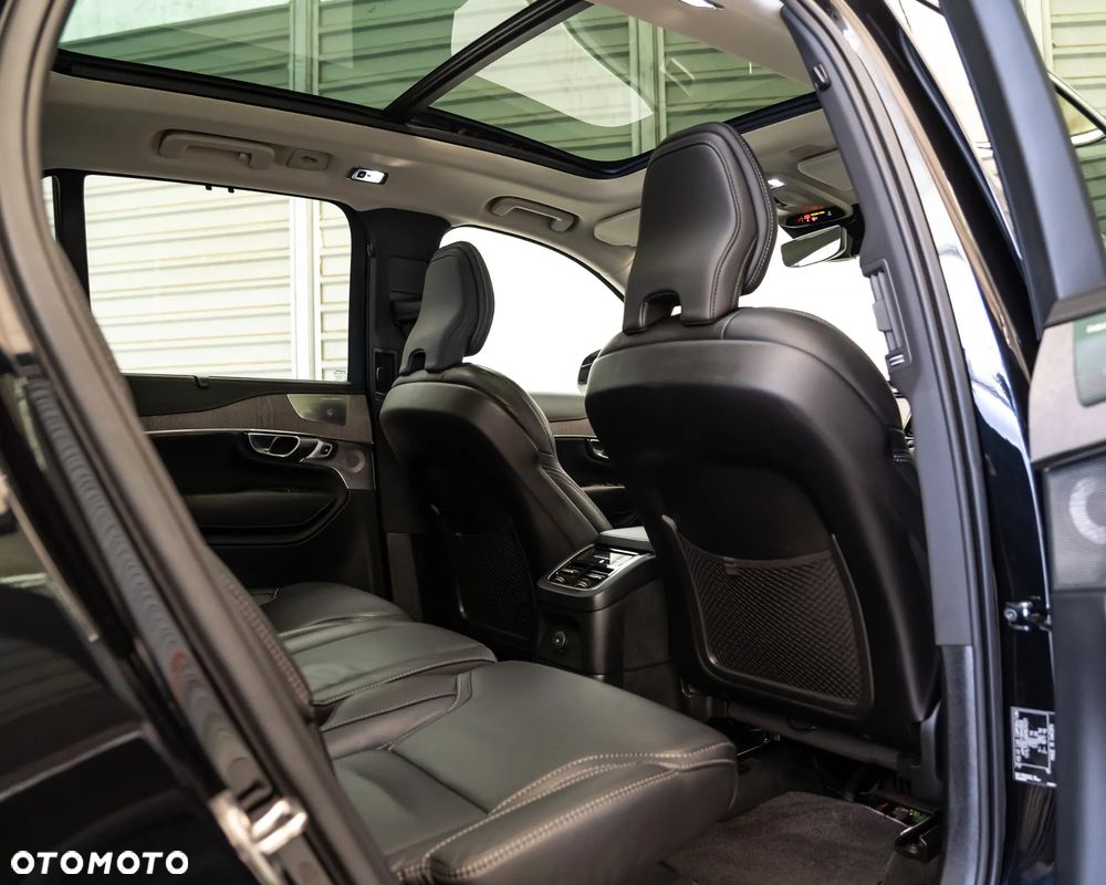 Volvo XC 90 T8 AWD Plug-In Hybrid Inscription 7os - 32