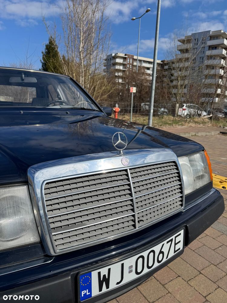 Mercedes-Benz W124 (1984-1993) - 18