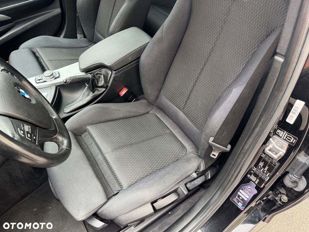 BMW Seria 3 318d - 19