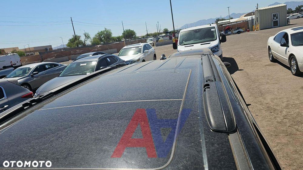 Chrysler Pacifica - 17