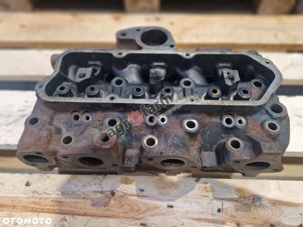 Głowica silnika John Deere 2040, 2240, 1530 - 2