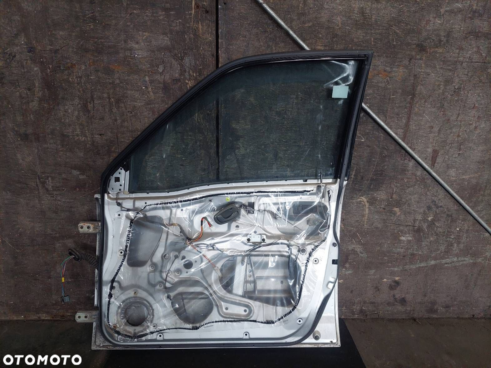 DRZWI KOMPLETNE PRAWY PRZÓD SUZUKI GRAND VITARA I Z2S - 9