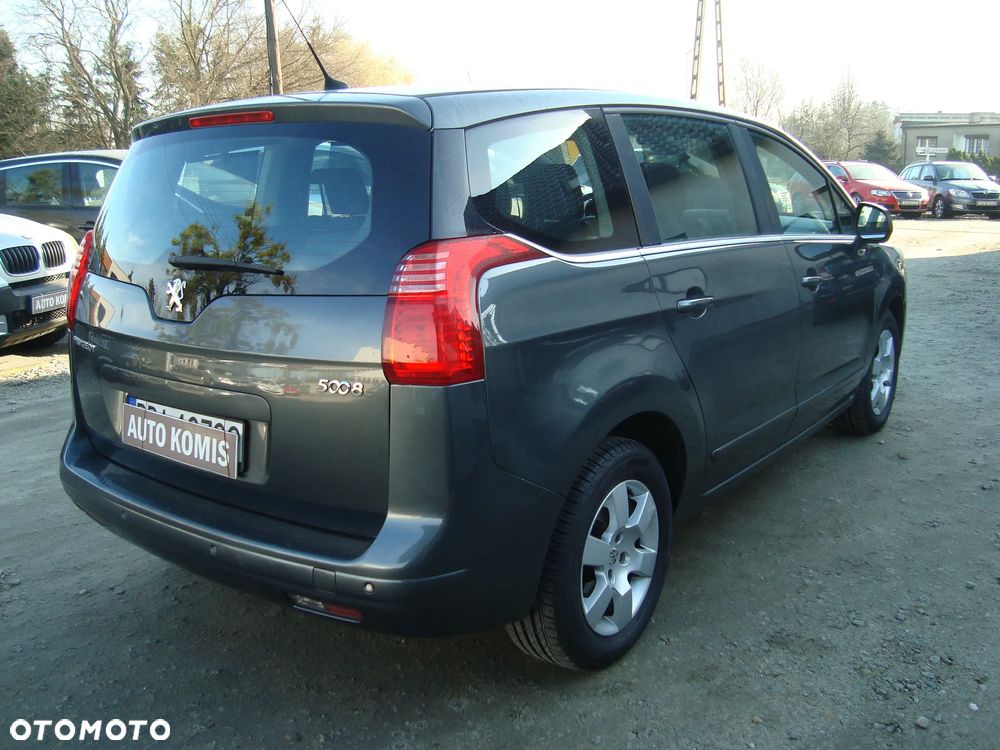 Peugeot 5008 - 6