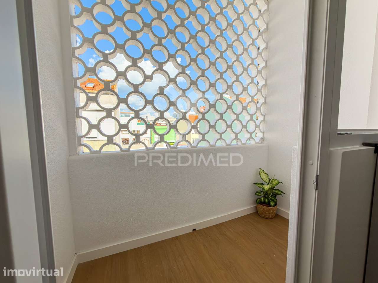 T2 Remodelado Cova Piedade - Grande imagem: 5/24
