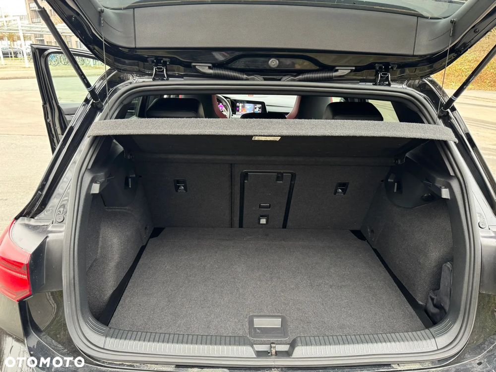 Volkswagen Golf - 19