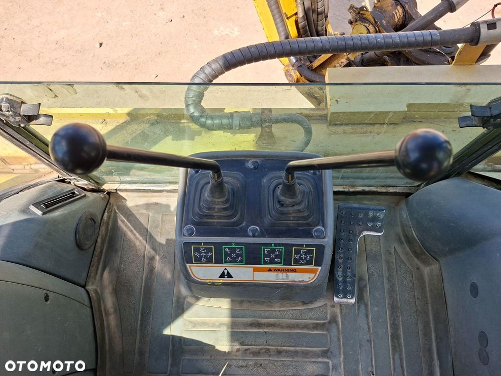 Caterpillar 428D 4X4 - 17