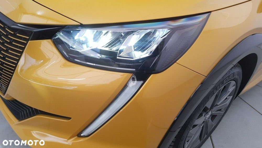 Peugeot 208 Allure - 10