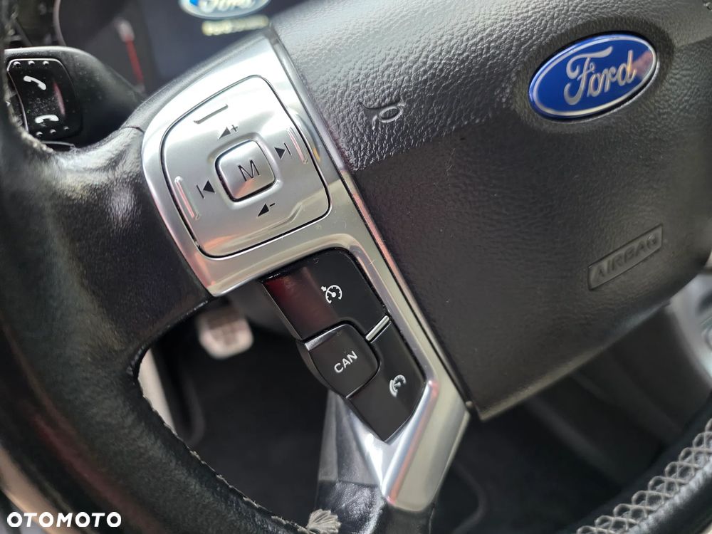 Ford Mondeo 2.0 T Titanium S - 22