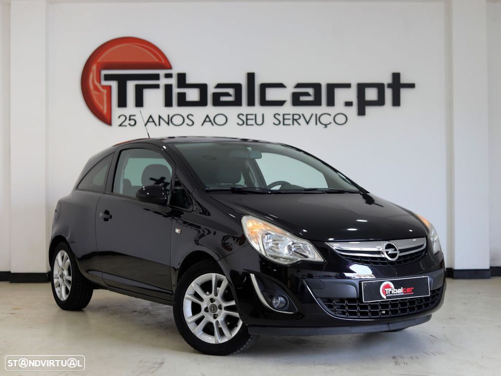 Opel Corsa 1.2 Street Edition - 1