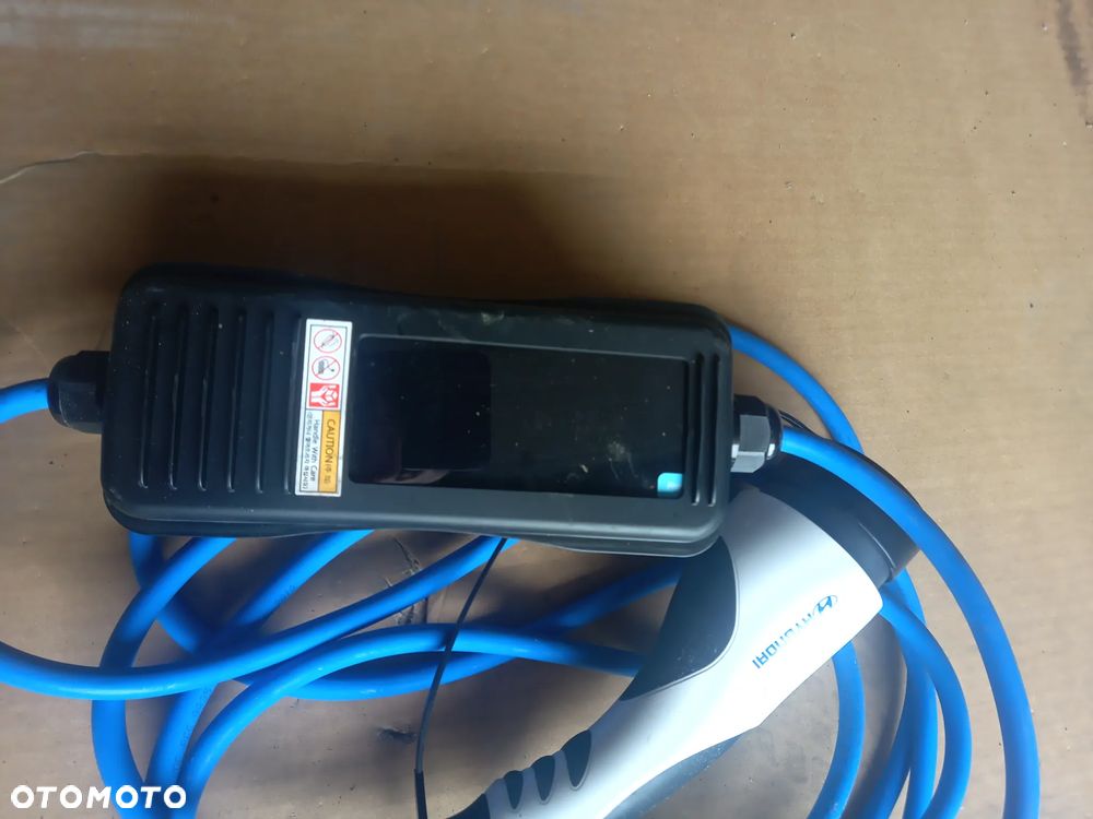 Hyundai  ładowarka samochodowa - 1