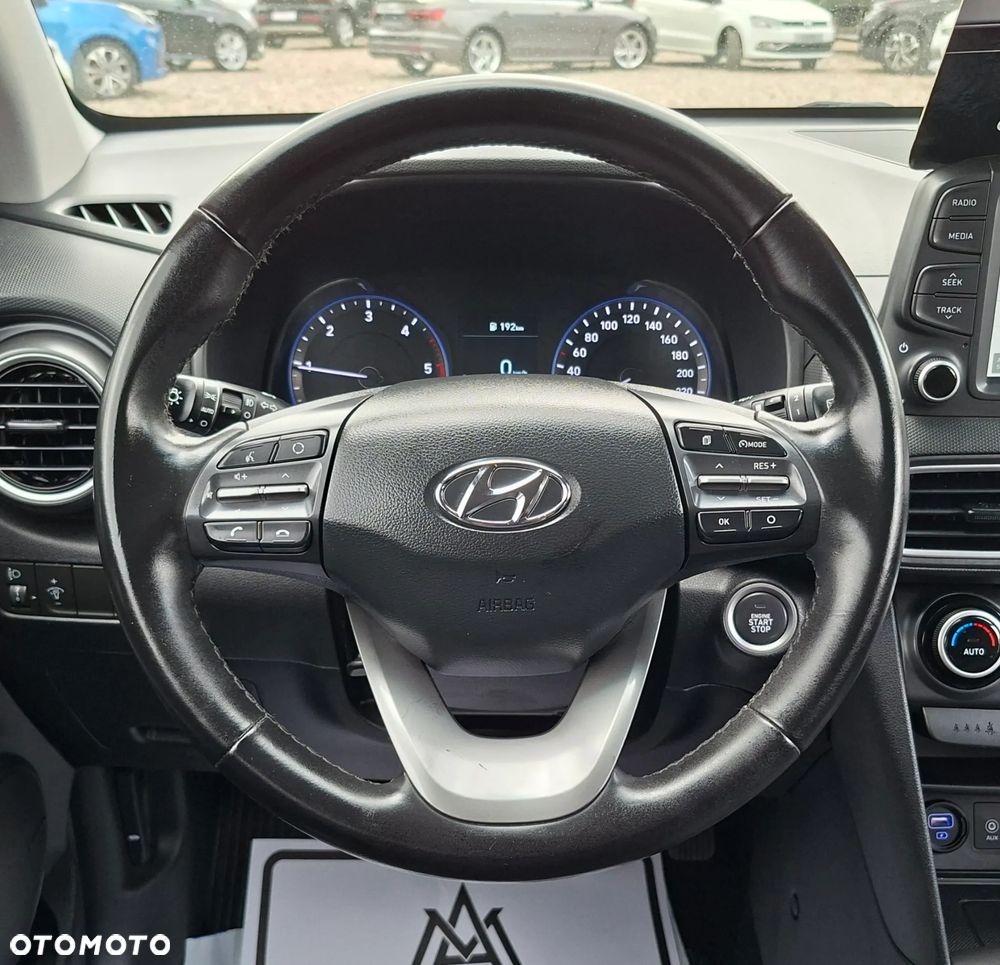 Hyundai Kona - 21