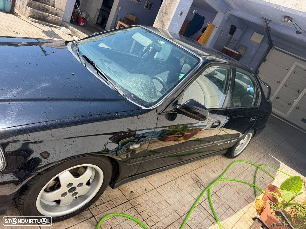 Honda Civic 1.5i LS - 3