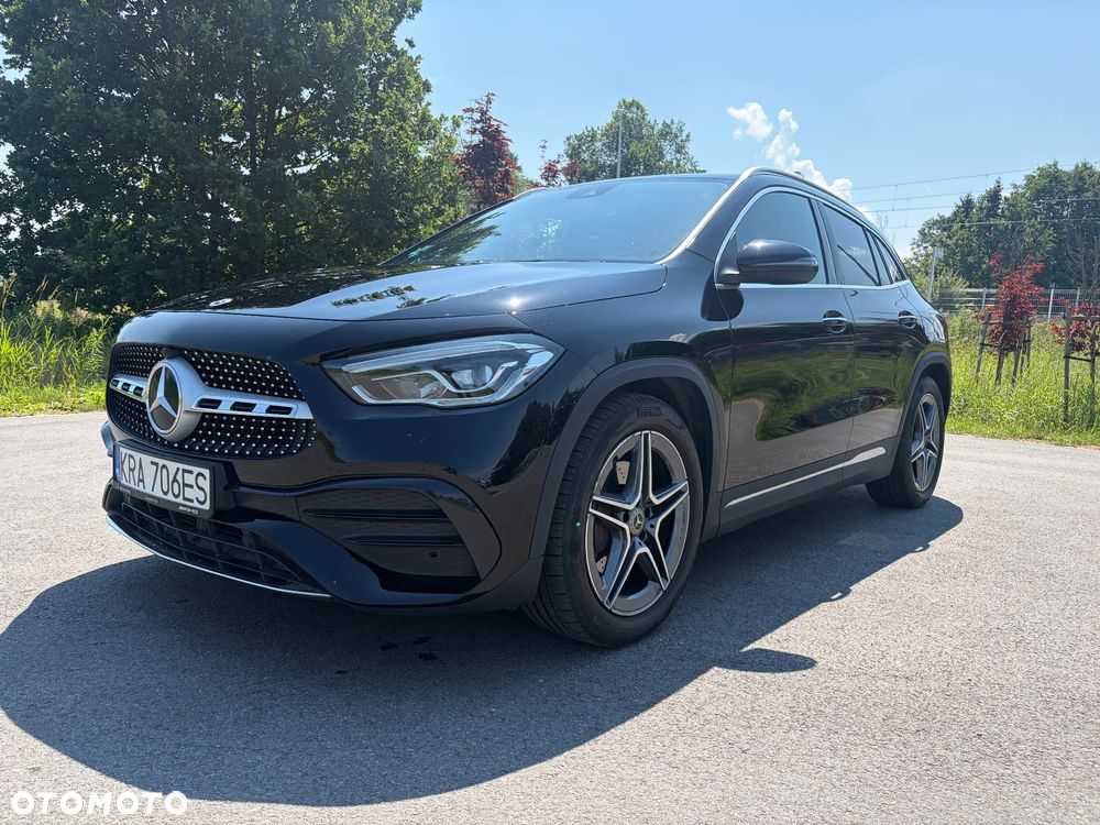 Mercedes-Benz GLA 200 7G-DCT AMG Line - 1