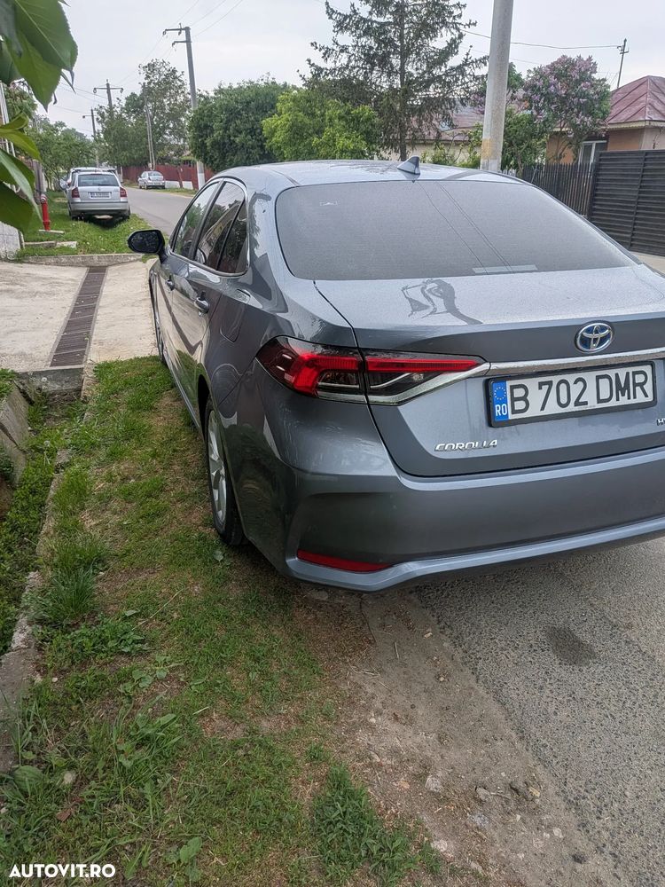 Toyota Corolla 1.8 HSD Dynamic - 3