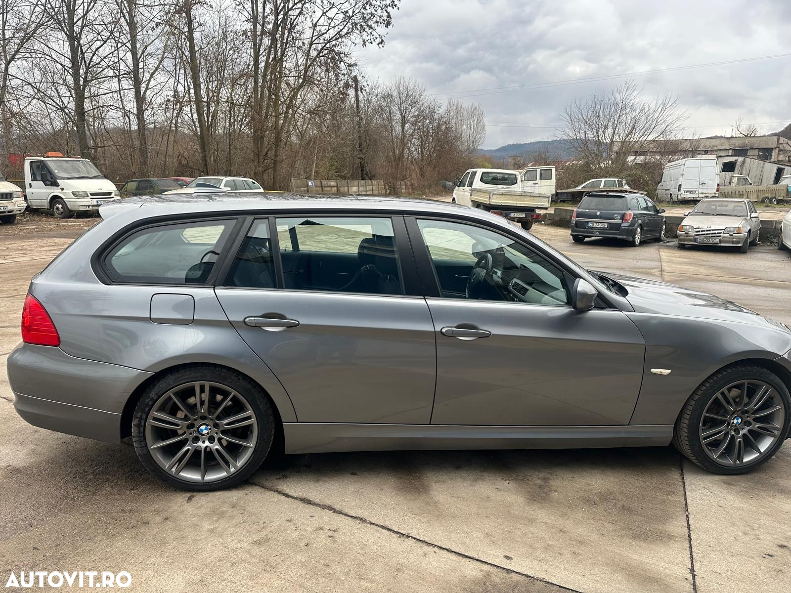 BMW Seria 3 320d xDrive DPF Edition Sport - 5