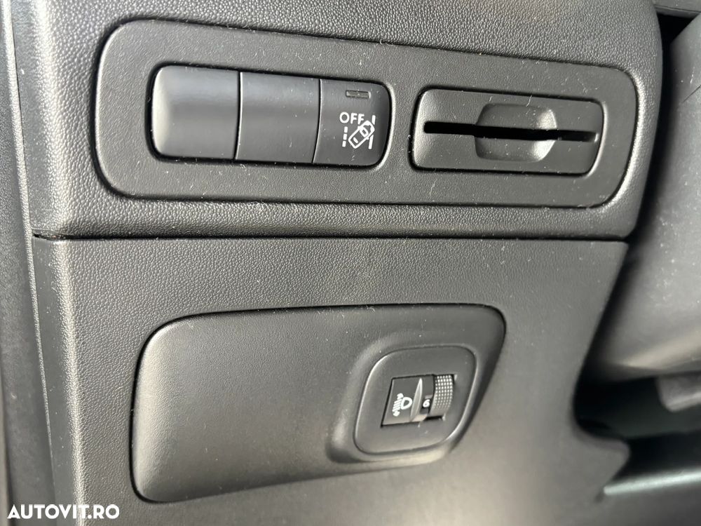 Citroën C3 AIRCROSS BlueHDI 120 Stop & Start EAT6 FEEL PACK - 13