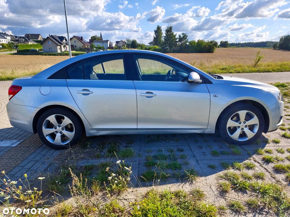 Chevrolet Cruze 2.0 D LT+ - 6
