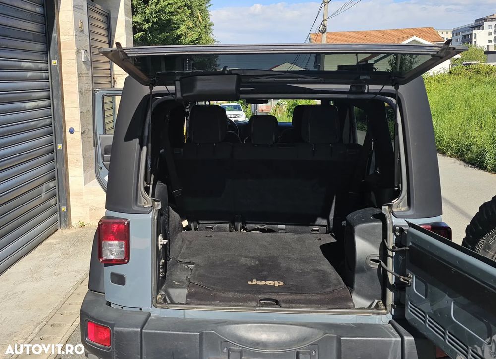 Jeep Wrangler 2.8 CRD AT Rubicon - 10