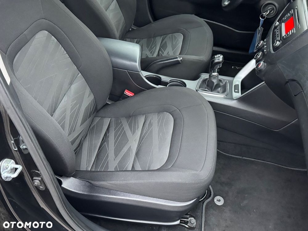 Kia Ceed 1.6 GDI Vision - 40