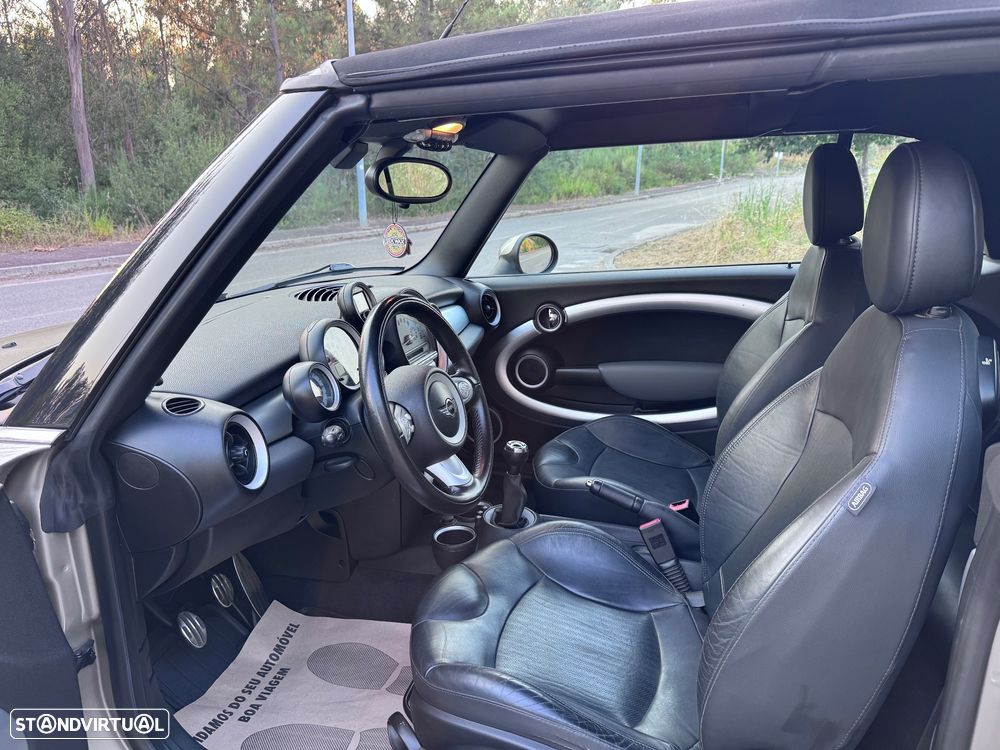 MINI Cabrio Cooper S - 12