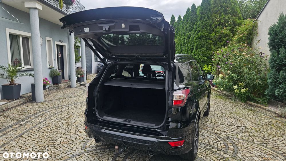 Ford Kuga 2.0 TDCi 2x4 ST-Line - 10