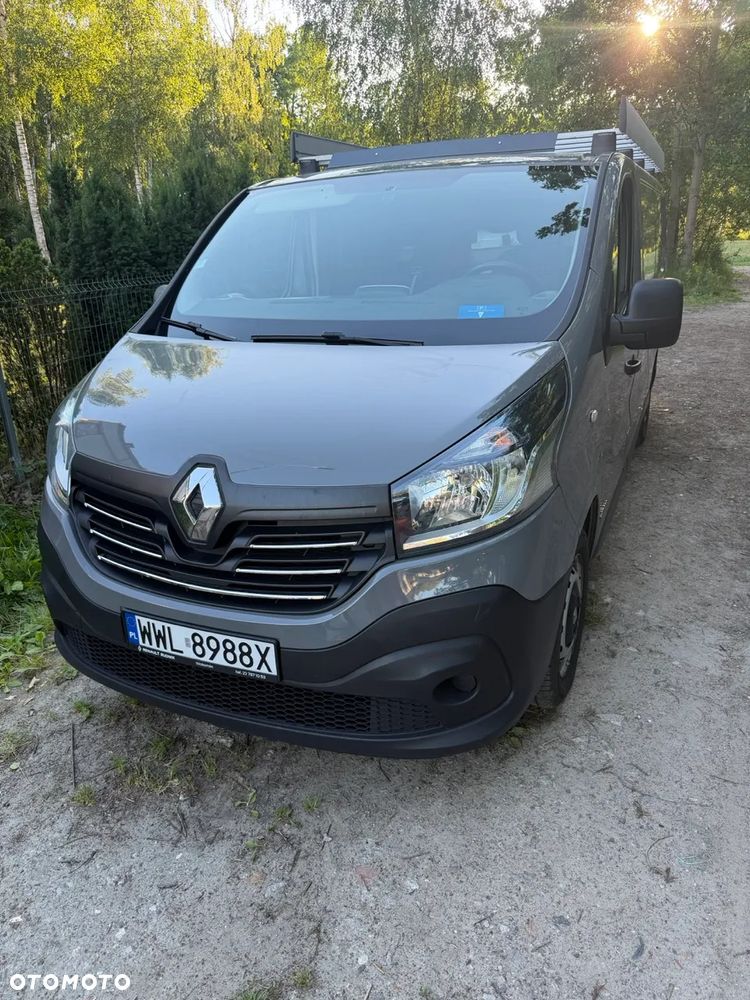 Renault TRAFIC - 2