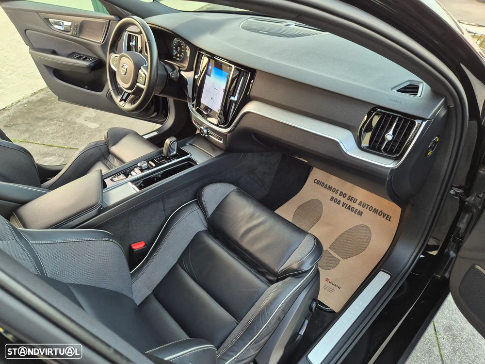 Volvo V60 2.0 B4 R-Design Geartronic - 5