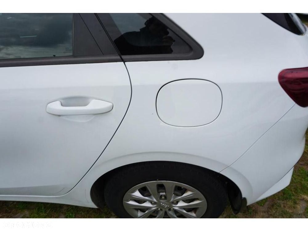 Kia Ceed - 39