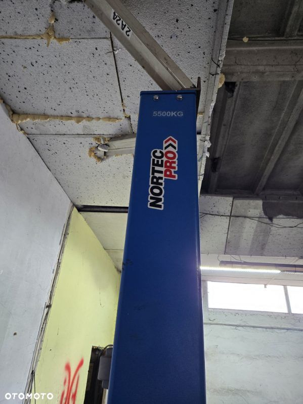 Podnośnik dwukolumnowy NORTEC PRO PD5500 - 1