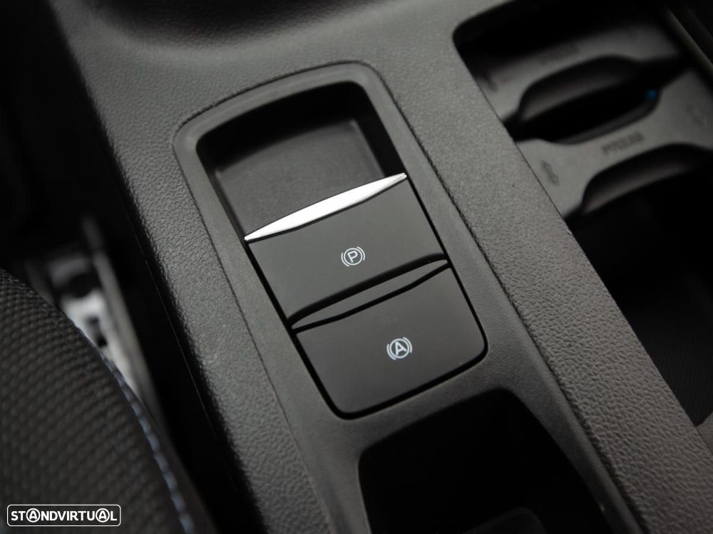 Ford Focus SW — fotografia 24