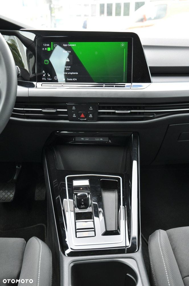 Volkswagen Golf - 29