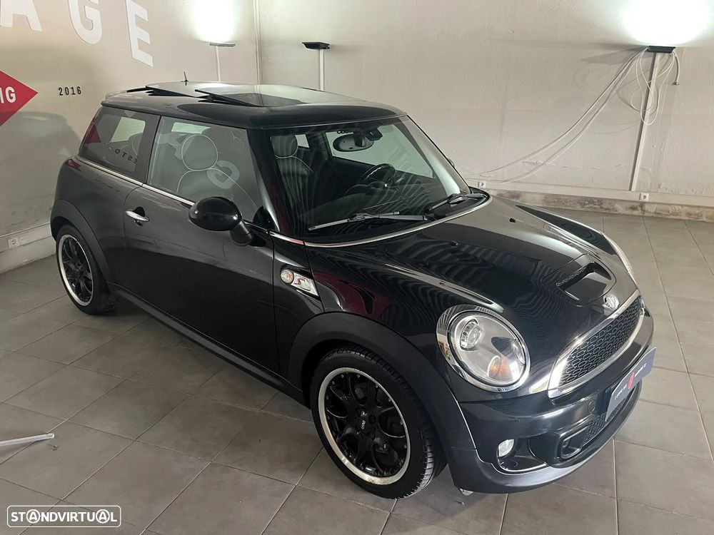 MINI 3 Portas - 33