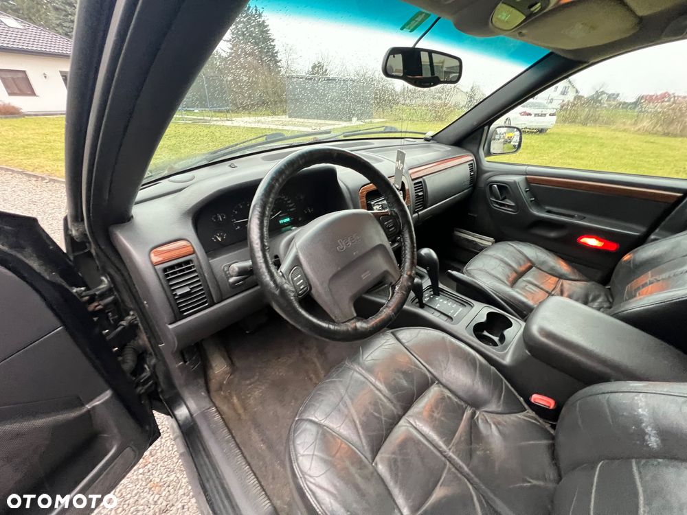 Jeep Grand Cherokee 4.0 Limited - 26