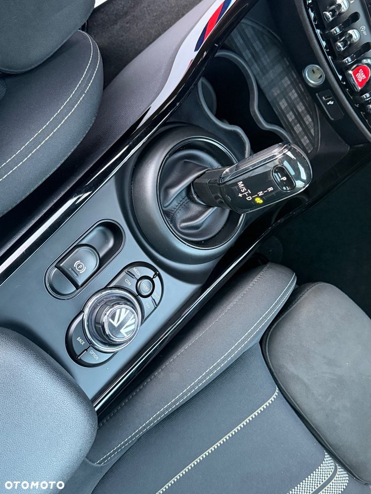 MINI John Cooper Works ALL4 sport - 30