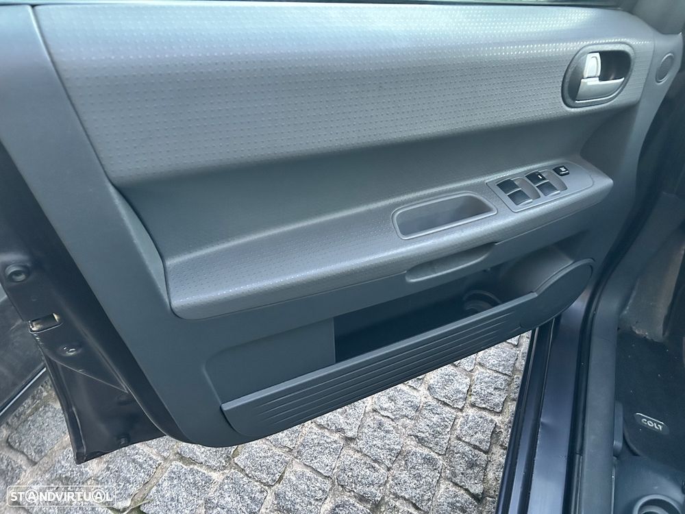 Mitsubishi Colt 1.3 Insport Aut. - 3