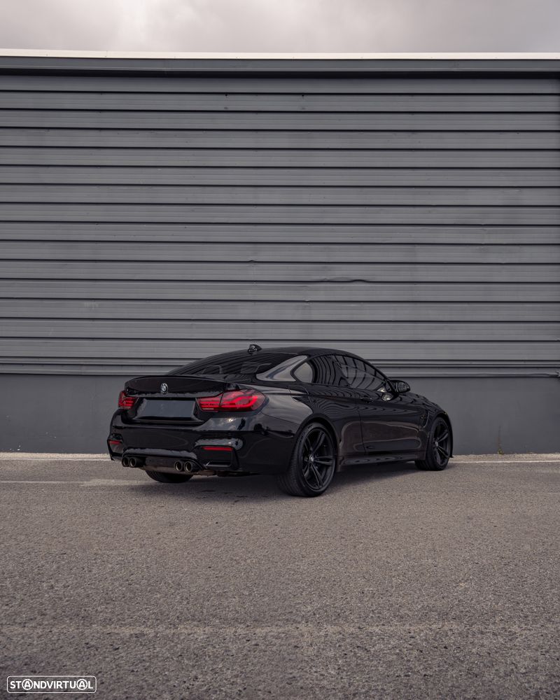 BMW M4 Auto - 8