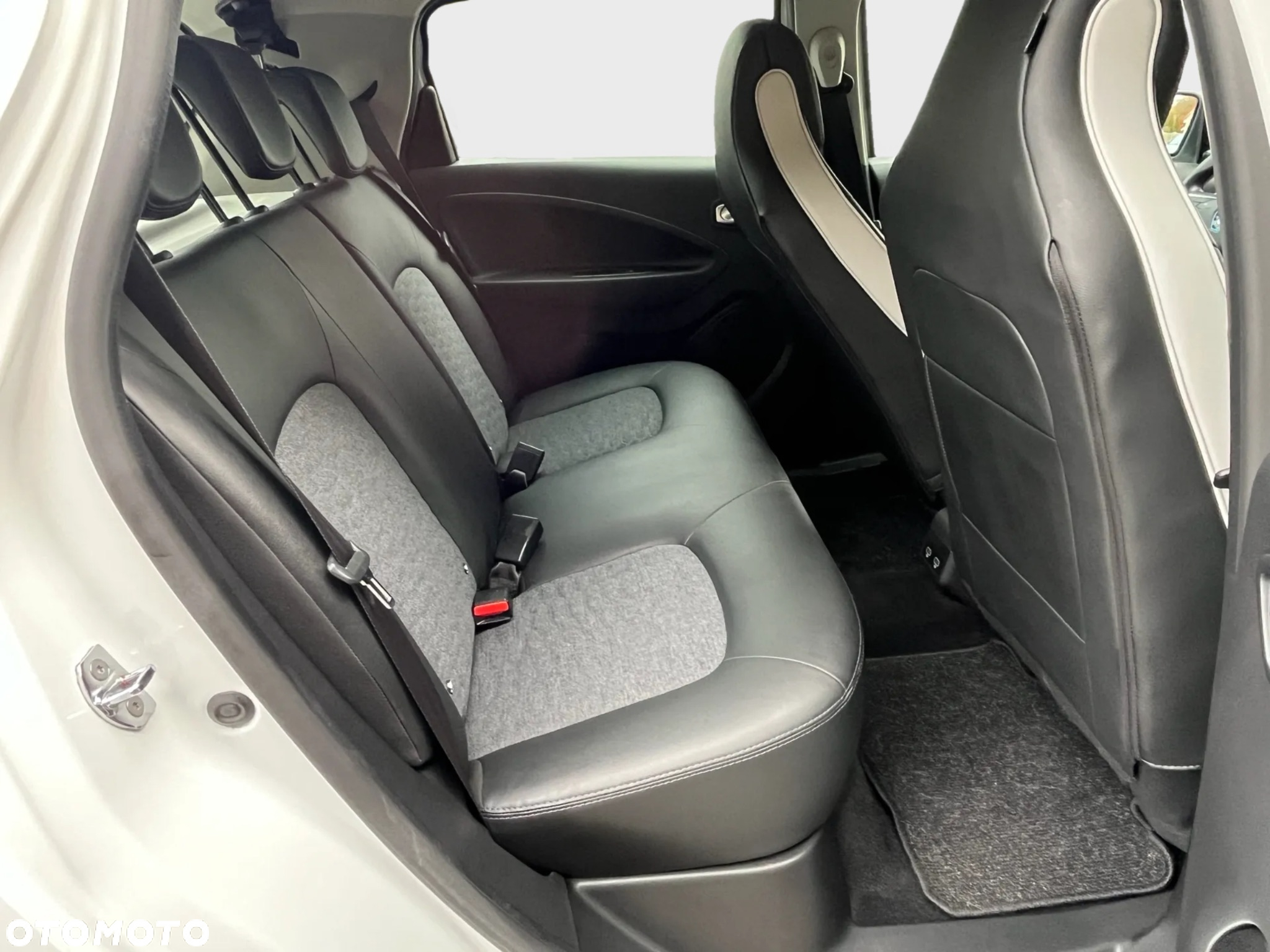 Renault Zoe R135 Z.E 50 Intens - 16
