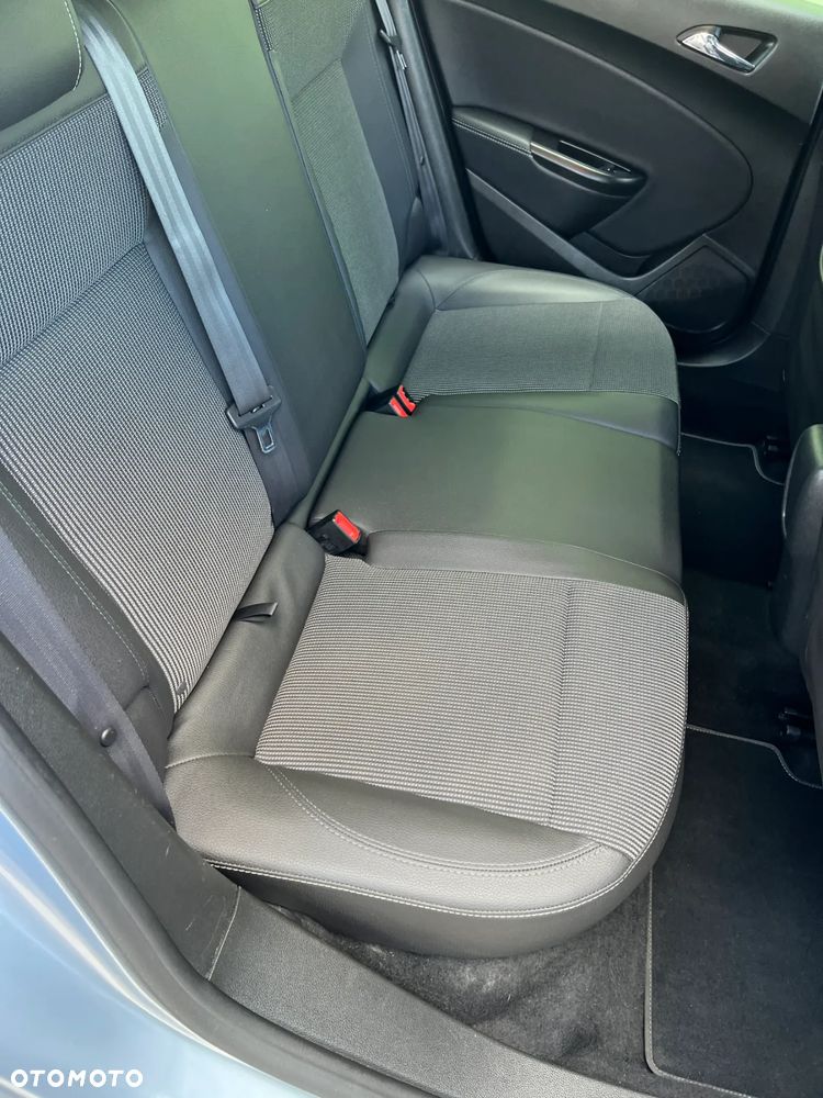 Opel Astra - 13