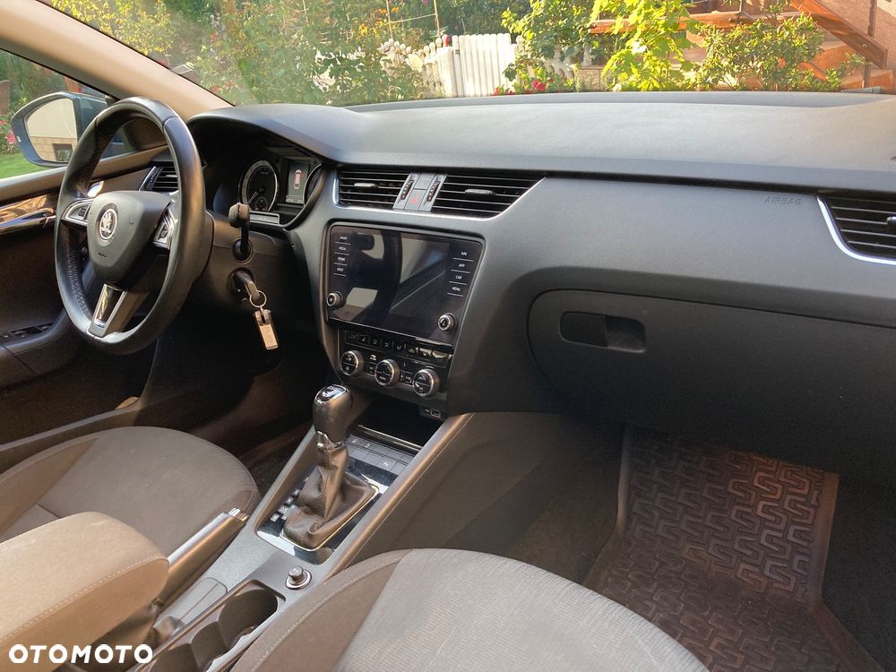 Skoda Octavia 2.0 TDI Ambition DSG - 12