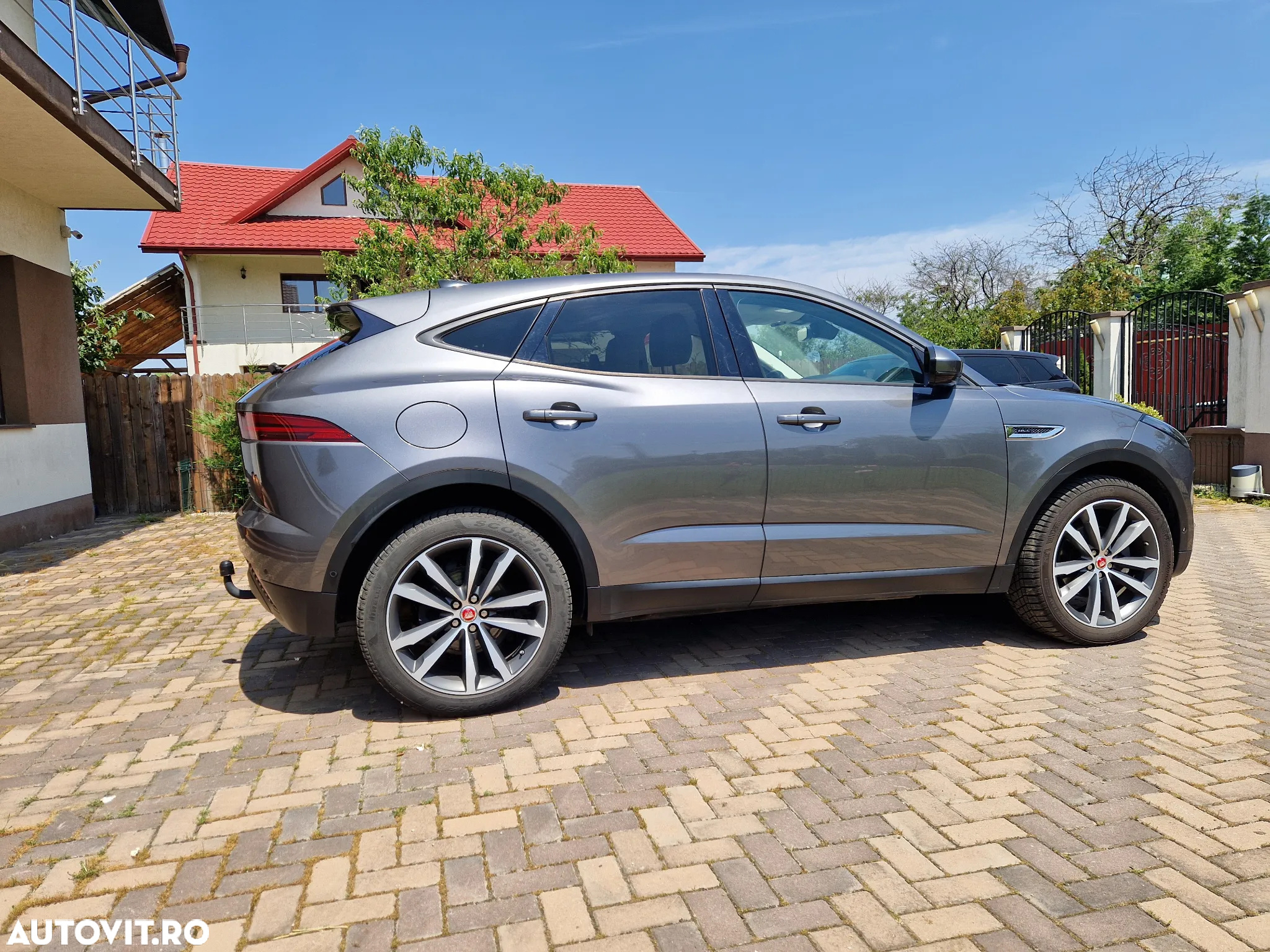 Jaguar E-Pace D180 AWD Aut. HSE - 4
