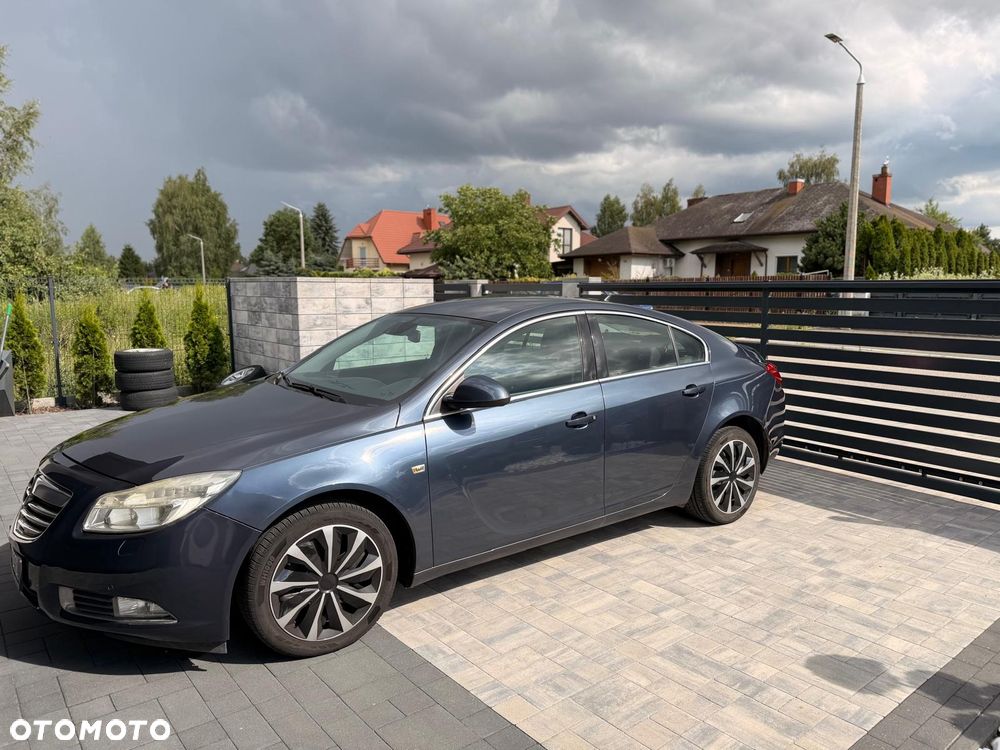Opel Insignia 1.8 - 1