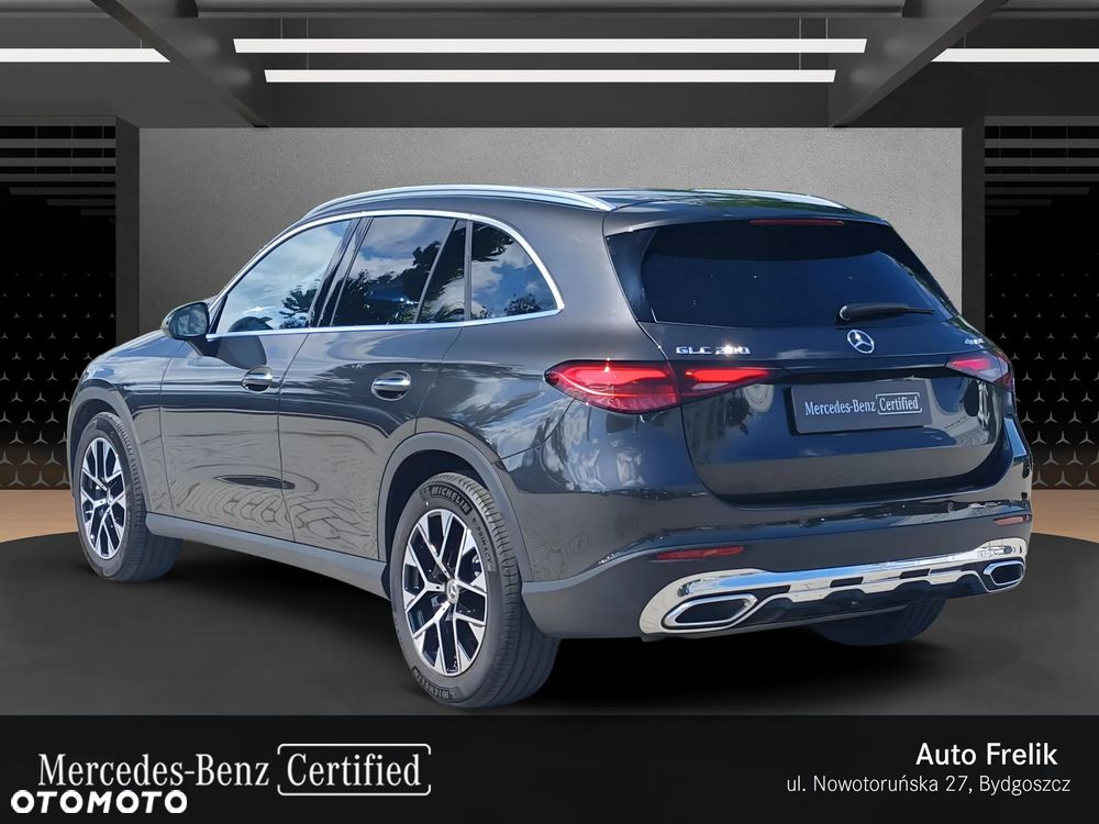 Mercedes-Benz GLC 200 4Matic 9G-TRONIC Avantgarde Advanced - 3