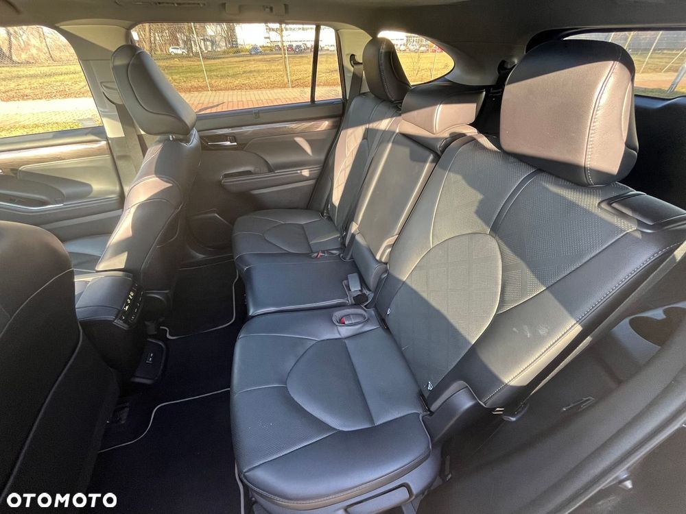 Toyota Highlander - 10