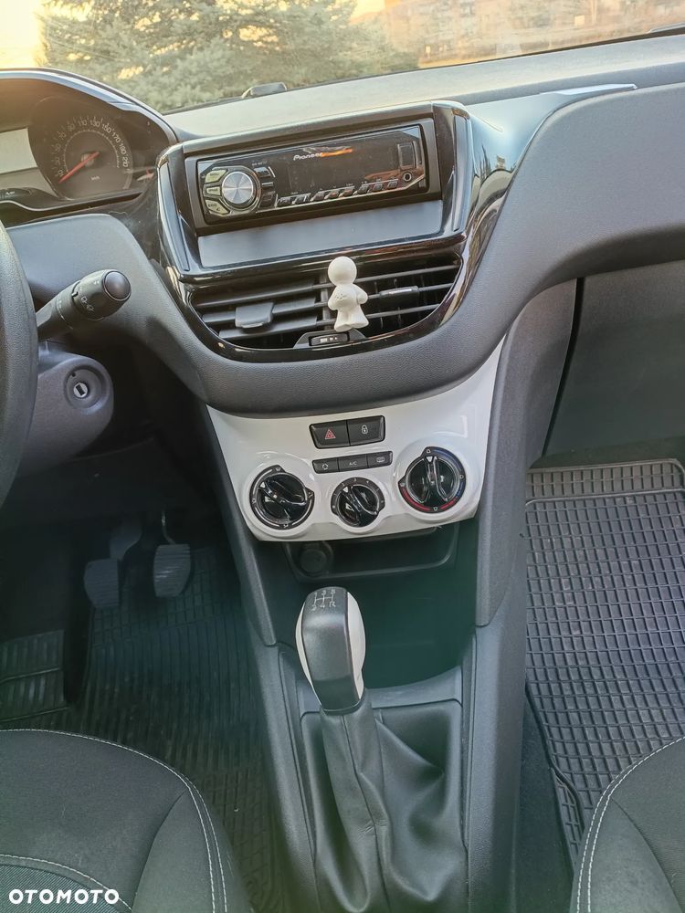 Peugeot 208 PureTech 68 Like - 14