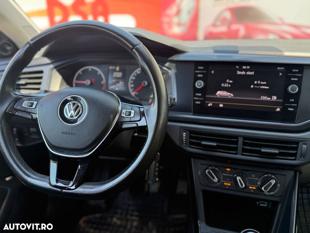 Volkswagen Polo - 8